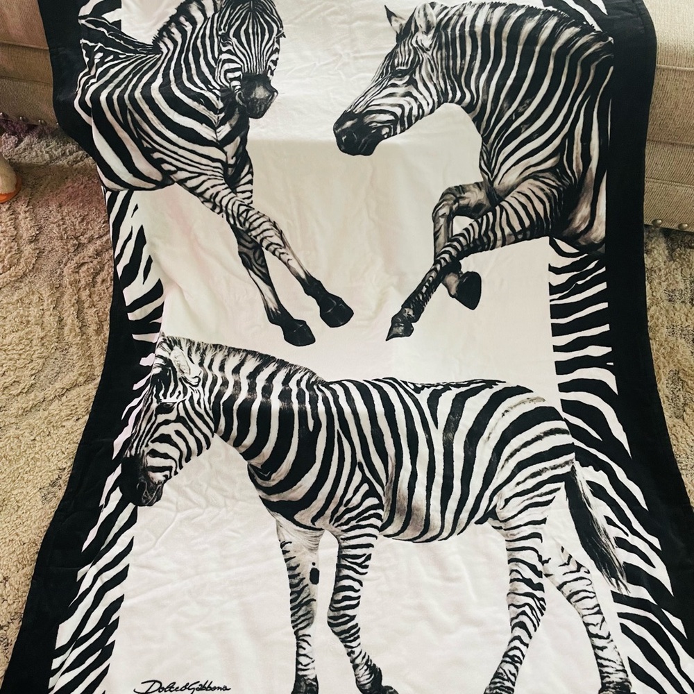 Dolce & Gabbana Zebra